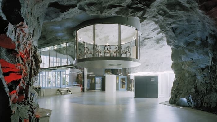 Подземный ЦОД Pionen компании Bahnhof в Стокгольме